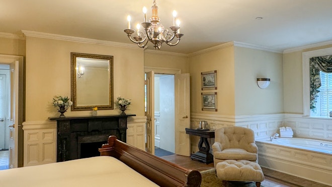 Garden Room - Bedroom