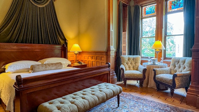 Mansion Room