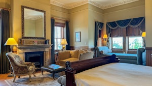 Mansion Room