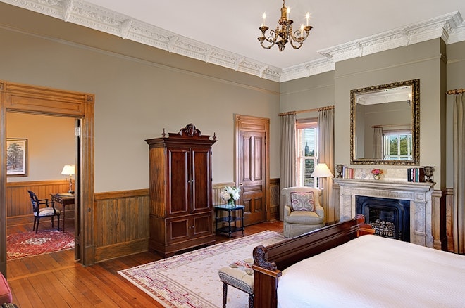 Mansion Suite