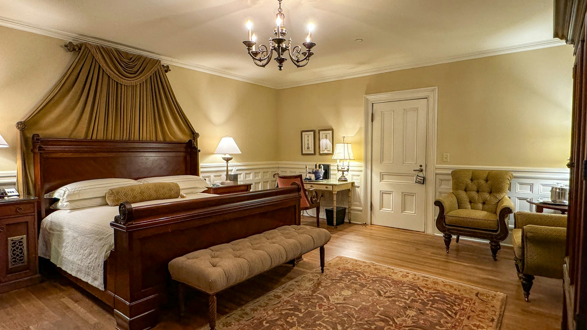 Garden Room - Bedroom