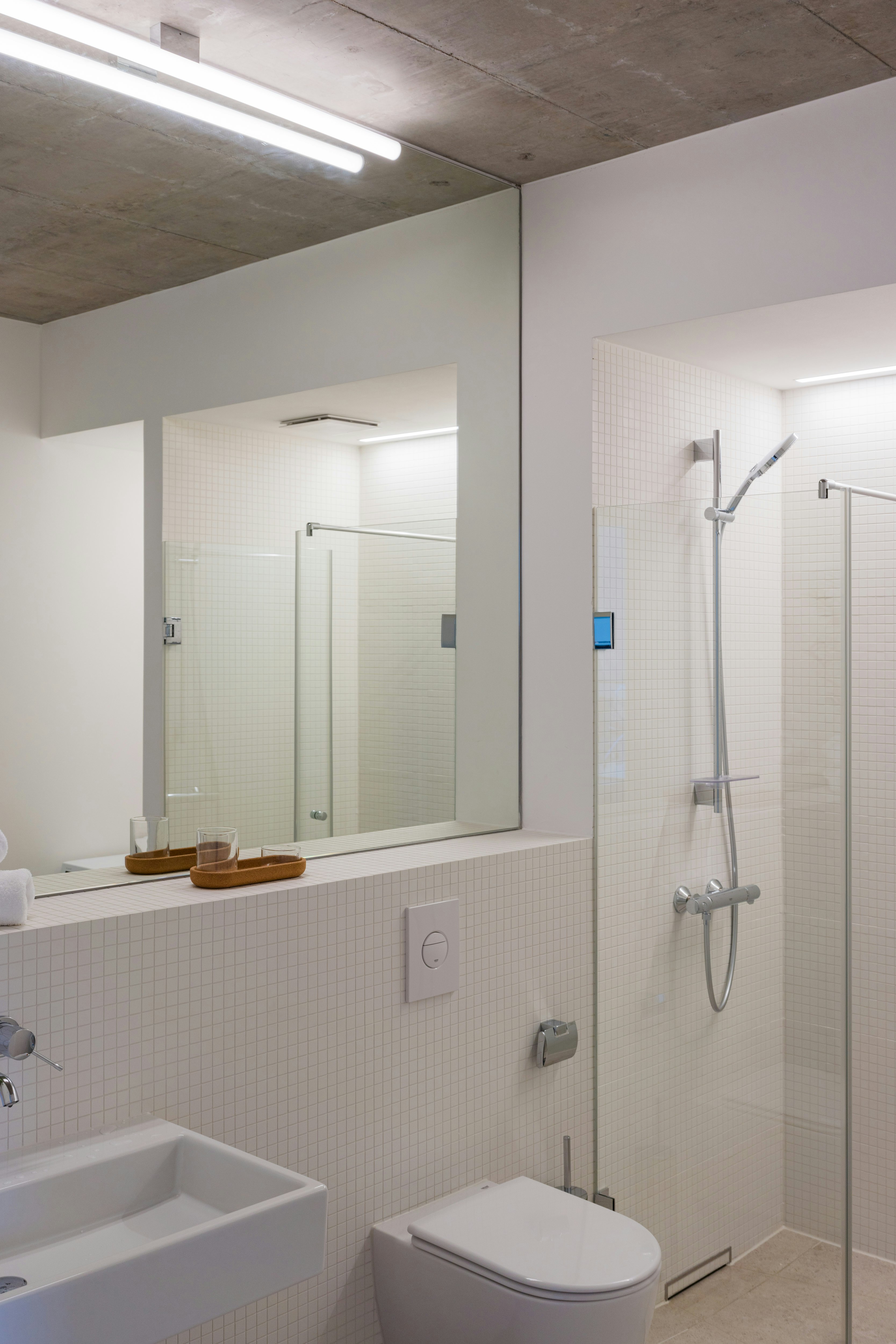 Two Bedroom Garden Loft 107 - Bathroom