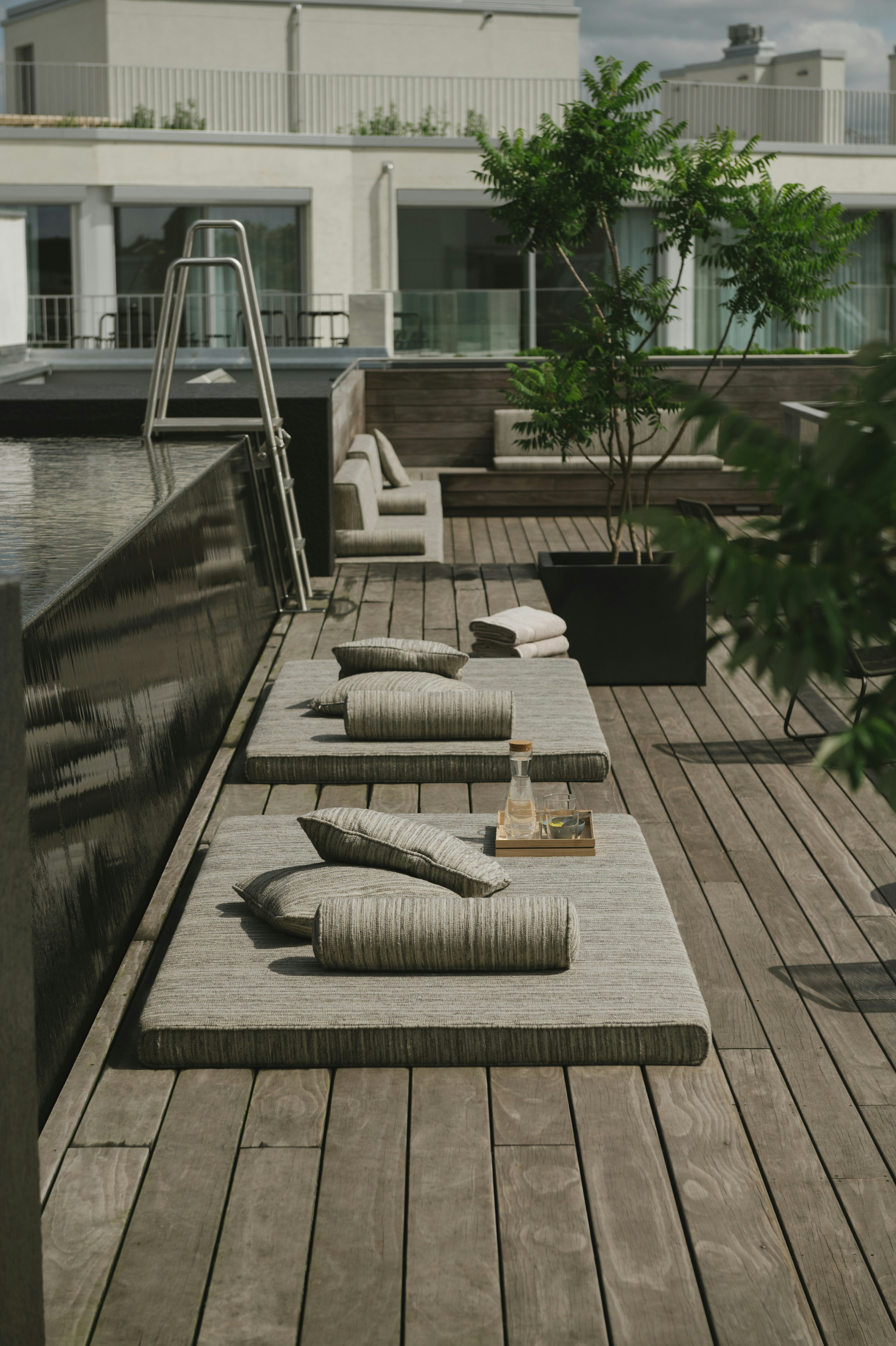 Roof Terrace with Seasonal Pool