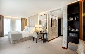 Deluxe Junior Suite