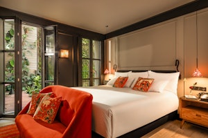 Club Suite - Bedroom