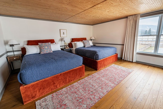 Tamarack Queen Suite