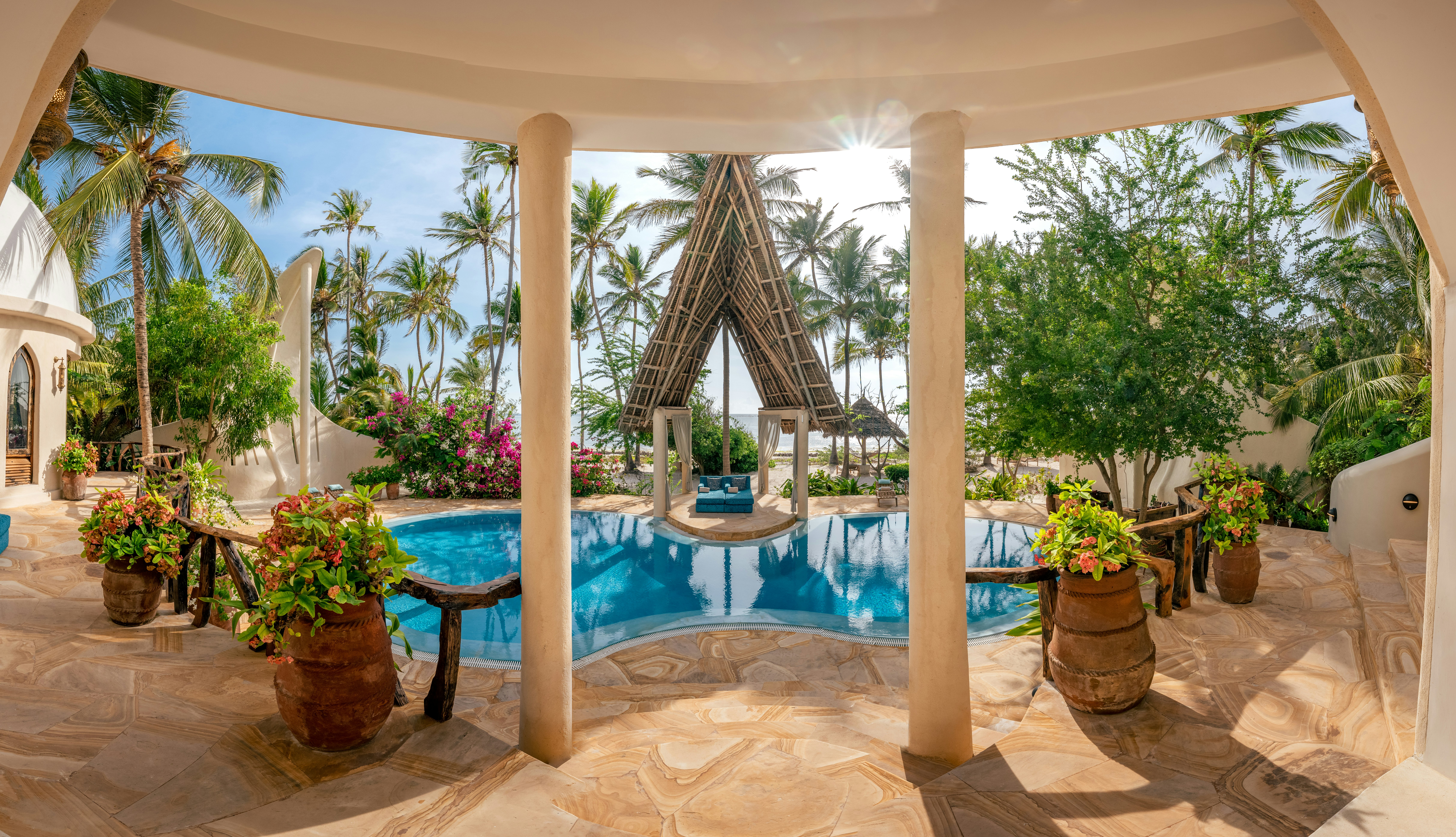 Villa Nyota - Terrace With Pool