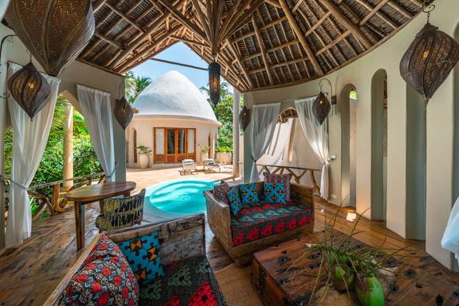 Villa Mawimbi - Terrace with Pool
