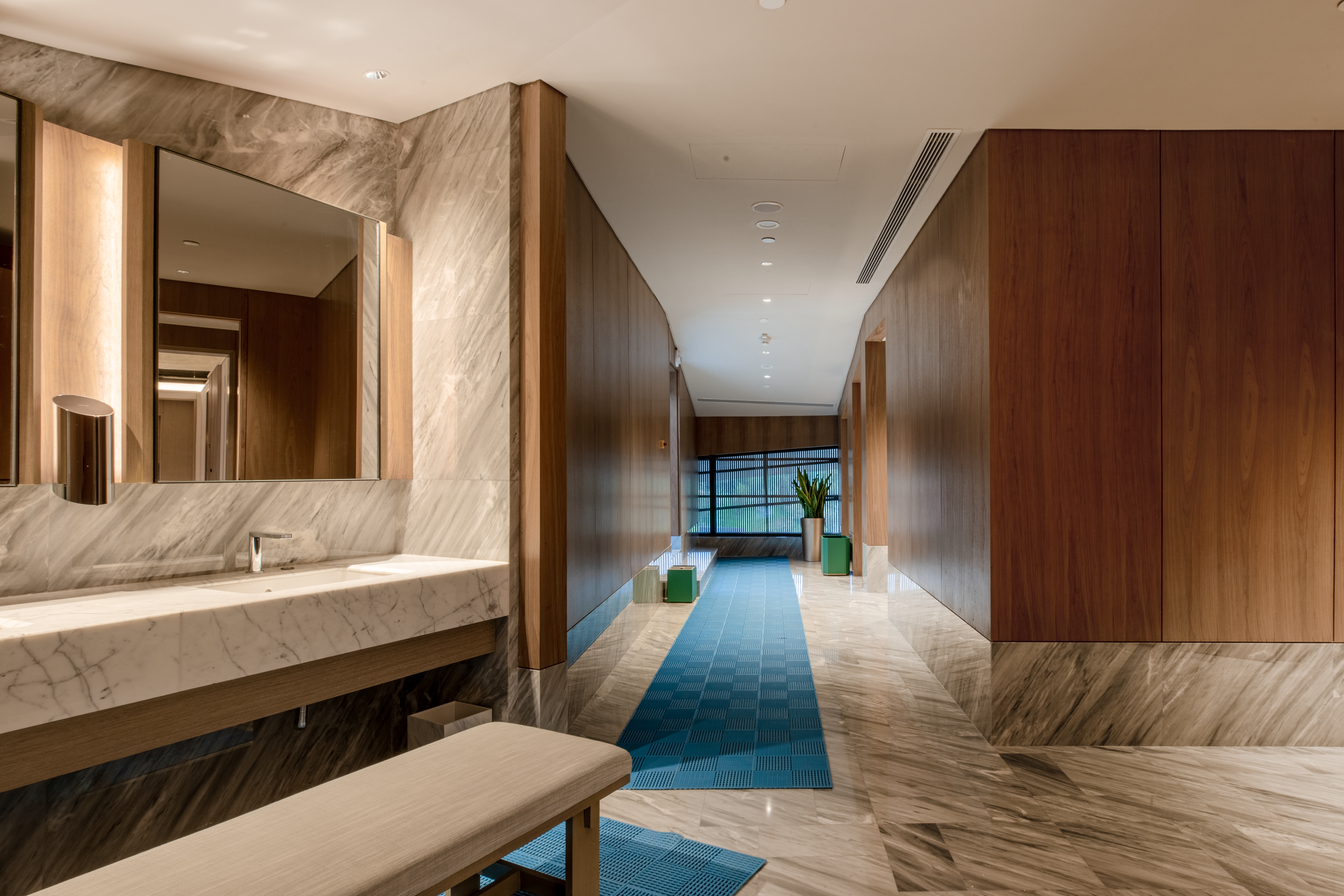 Outdoor Hot Spring Interior View