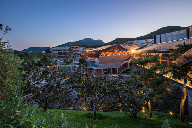 The Outlook Pavilion