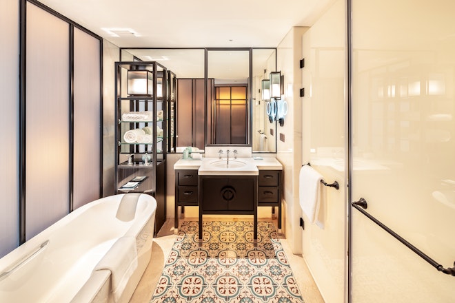 Superior Twin Room - Bathroom