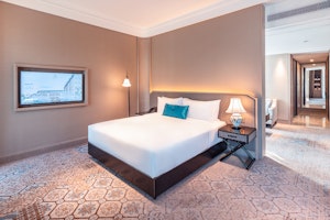 Deluxe Suite - Bedroom