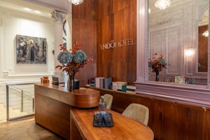 YNDO Hôtel - Lobby