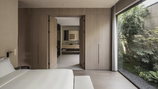 Deluxe Suite Room - Bedroom
