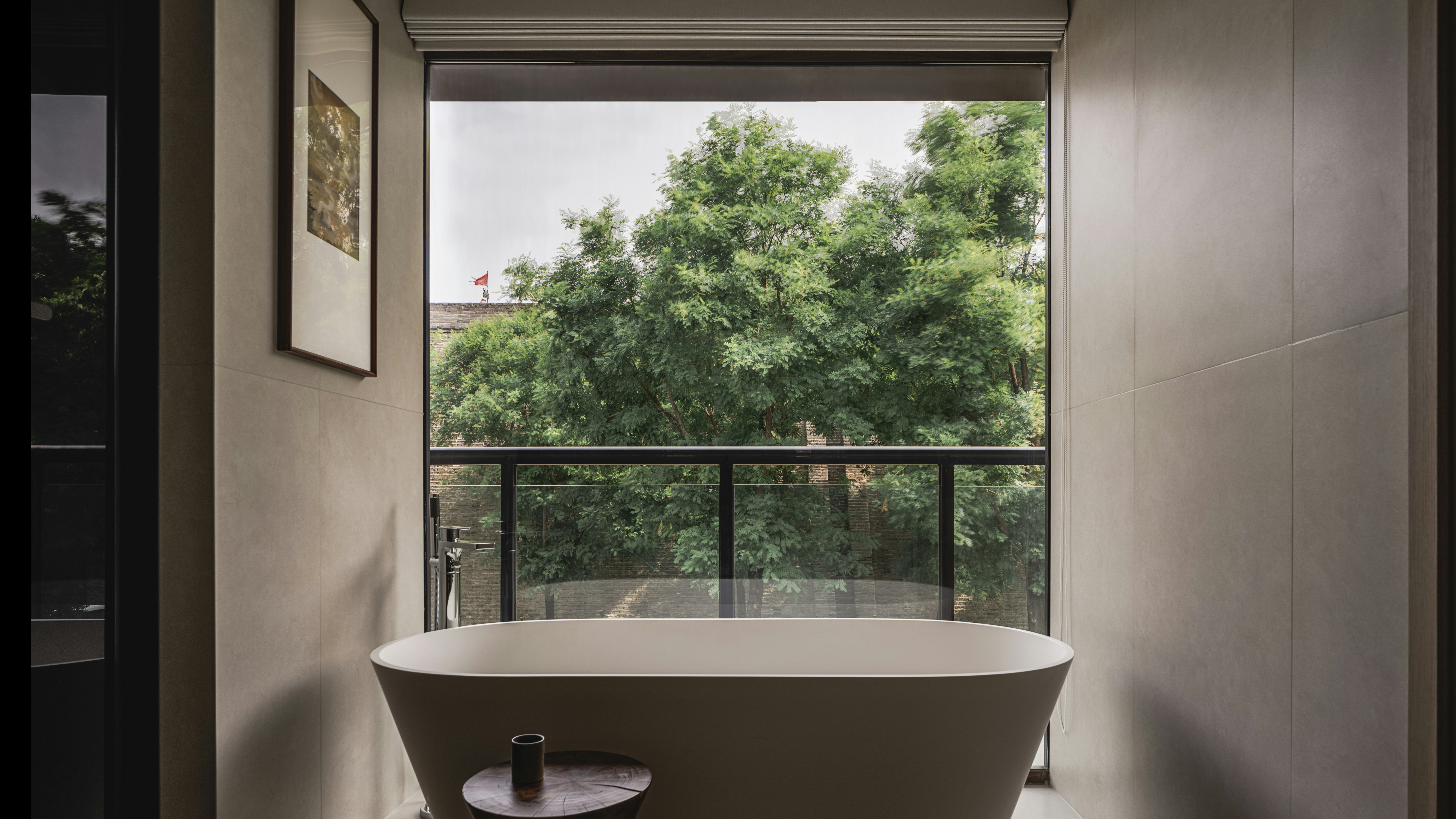 Deluxe Suite Room - Bathub