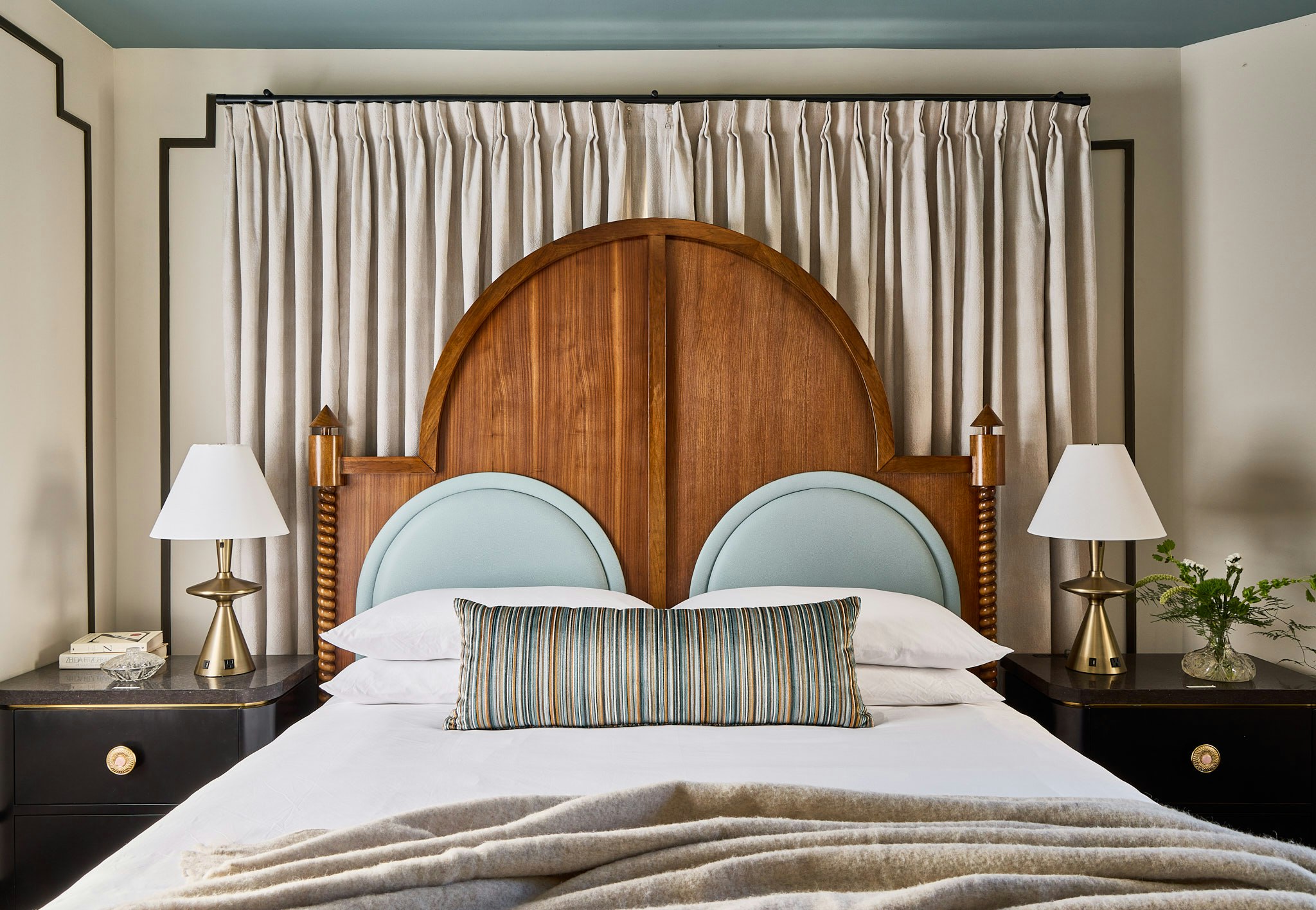 Redbud Junior Suite - Bedroom