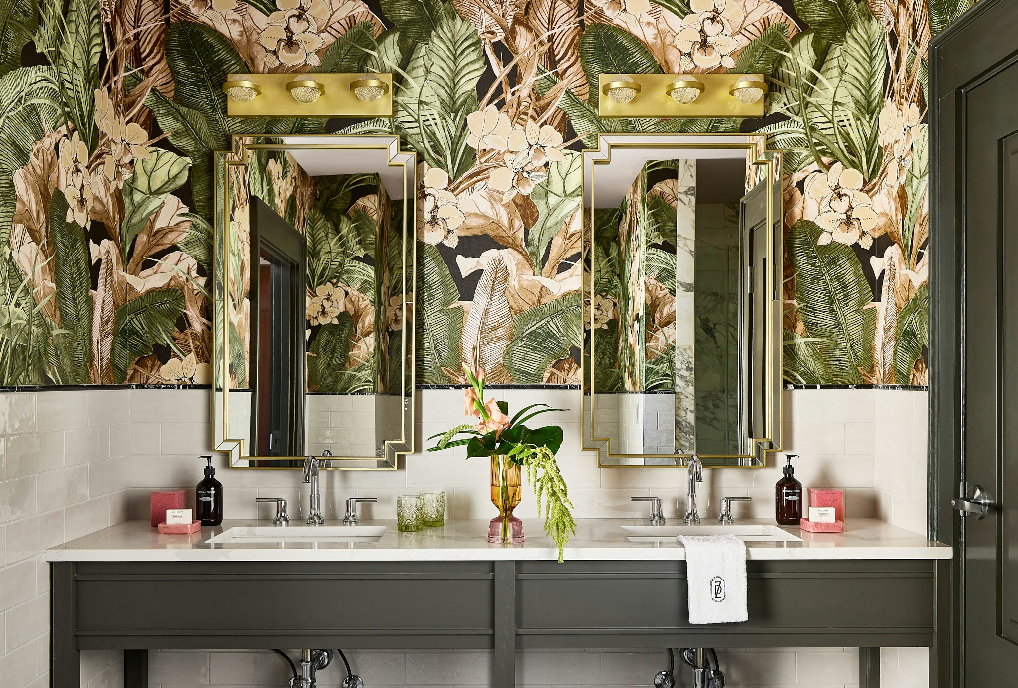 Verbena King - Bathroom