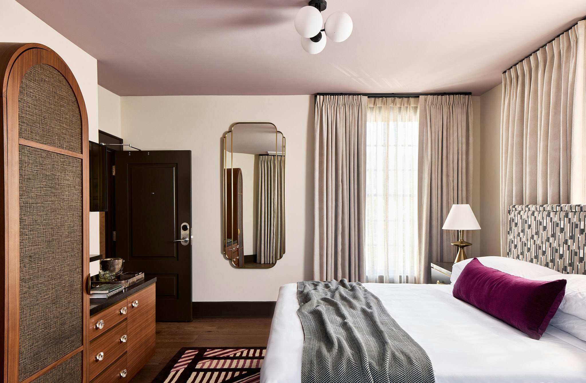 Verbena King - Bedroom