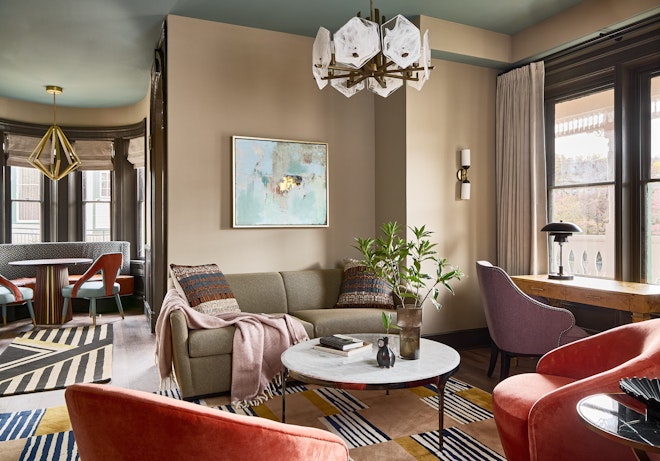 Paradise Executive Suite - Living Area