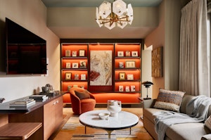 Redbud Junior Suite - Living Area