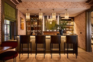 Wine & Roses Parlour