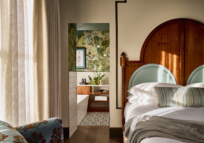 Magnolia King - Bedroom