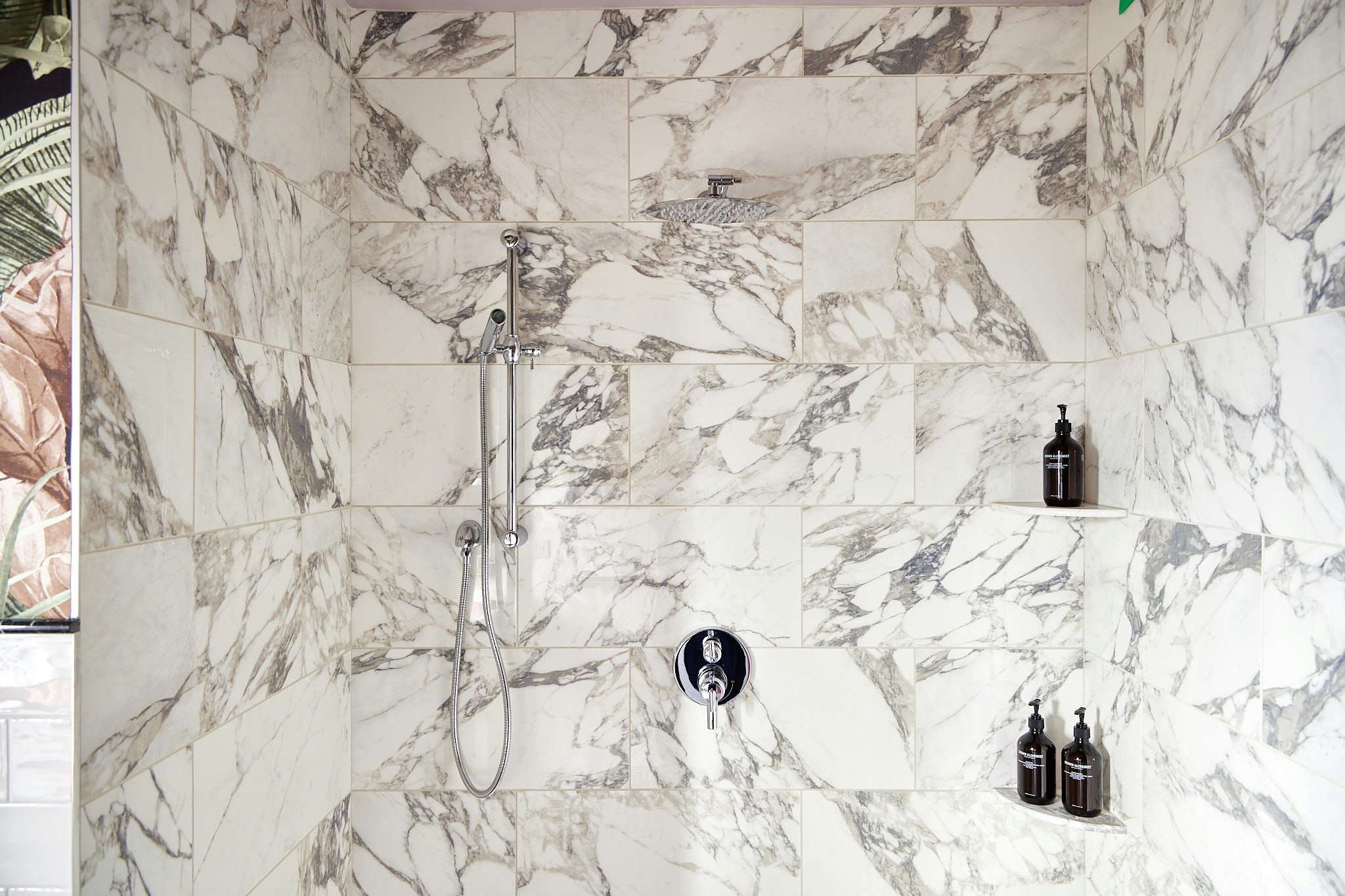 Wisteria Deluxe King ADA - Bathroom