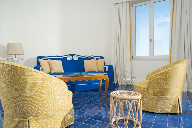 Helios Suite - Living Area