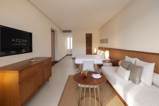 Deluxe Suite - Bedroom & Living Area