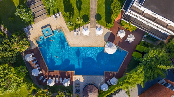 Poolside Overview