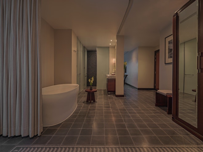 Perfume River Suite - Bathroom