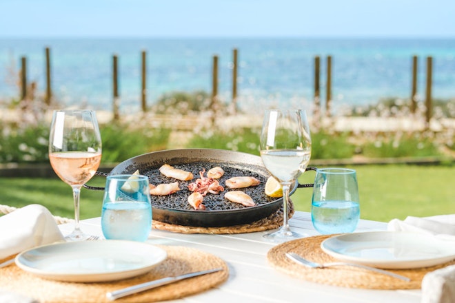 Beachfront Dining