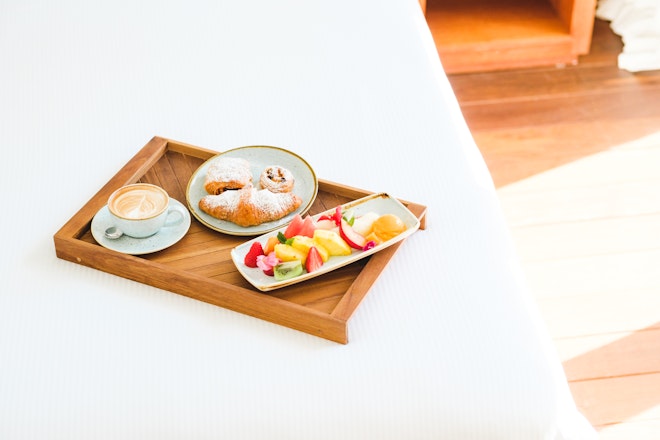 Double Gecko - In-Room Breakfast