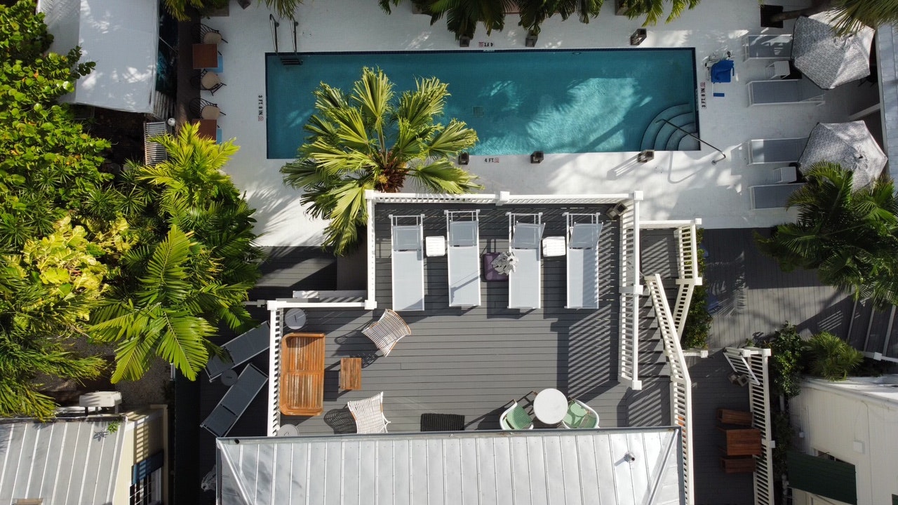 Winslow's Bungalows - Aerial