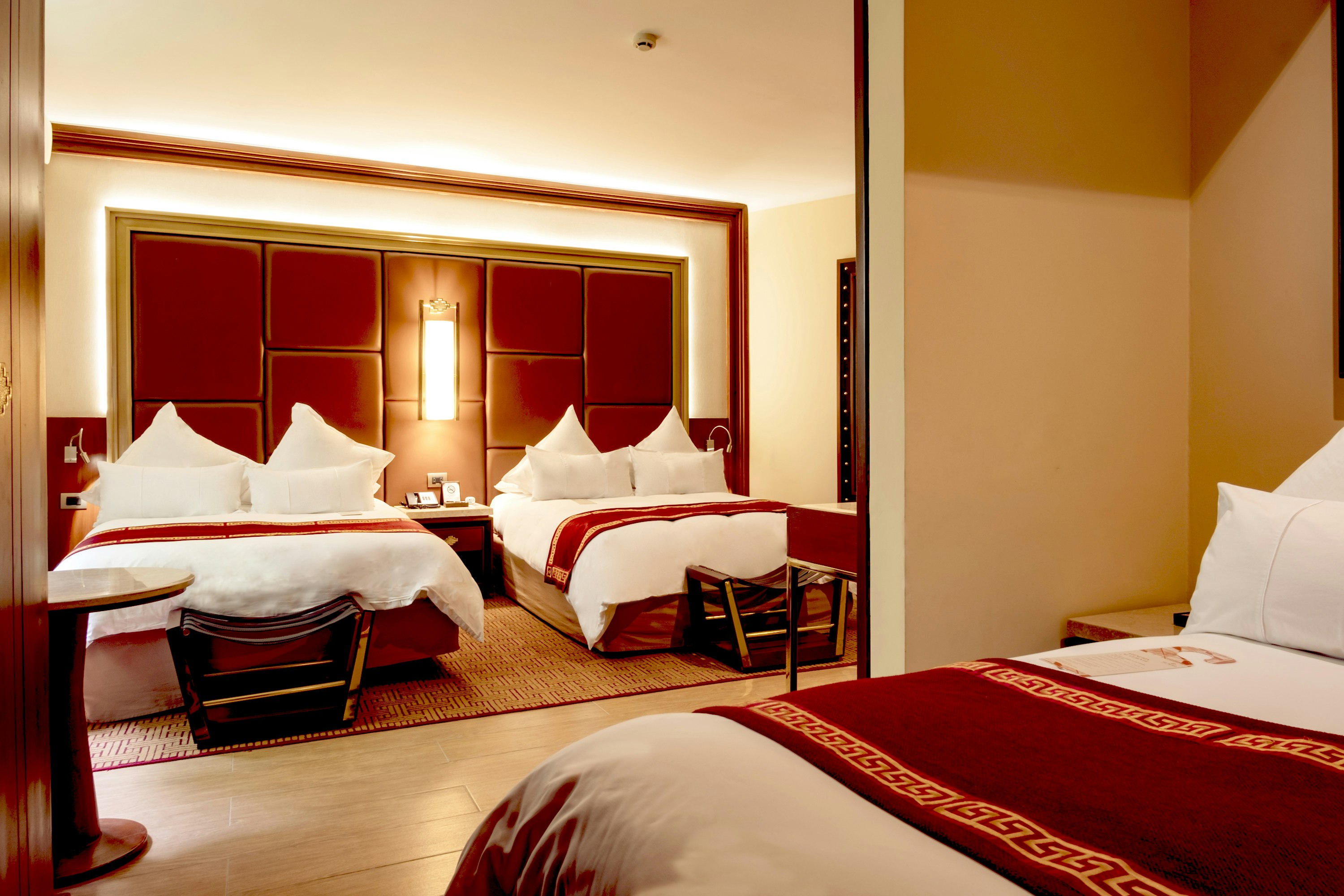 Sumaq Deluxe, 3 Full Beds River View - Bedroom