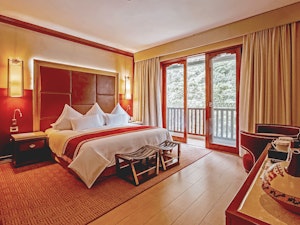 Sumaq Deluxe, 1 King Bed River View - Bedroom