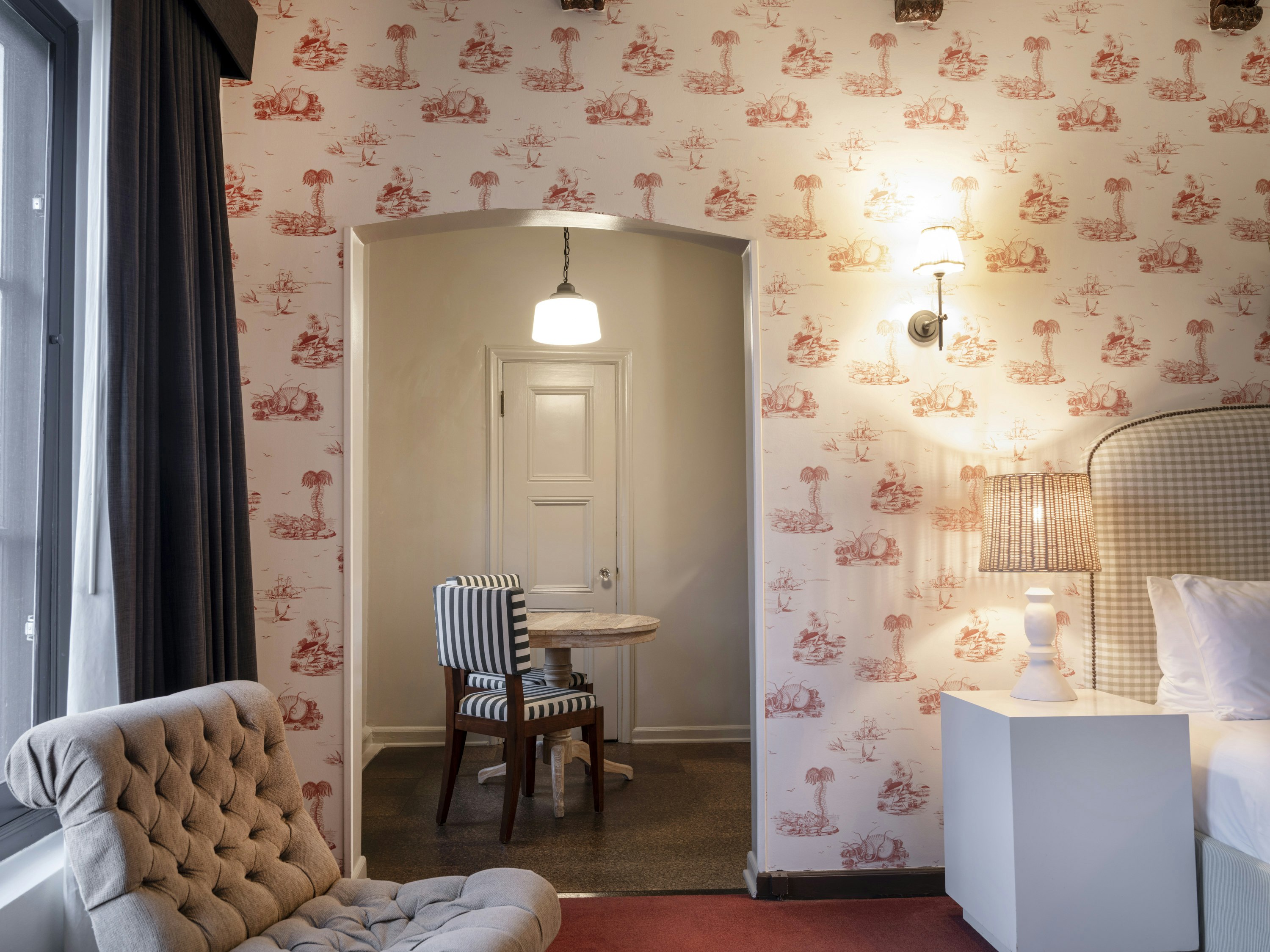 Grand Studio Residence (Queen) - Room Details