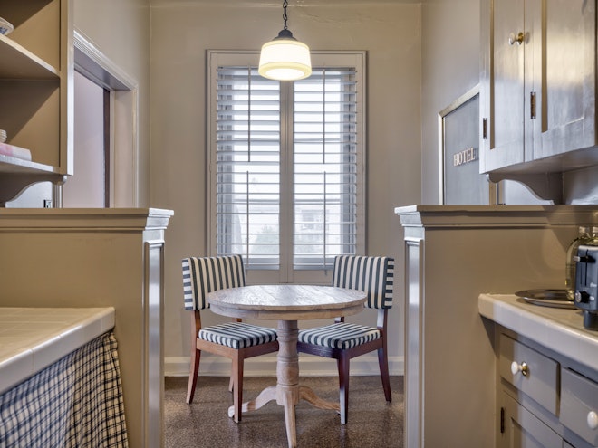 Grand Studio Residence (King) - Kitchen