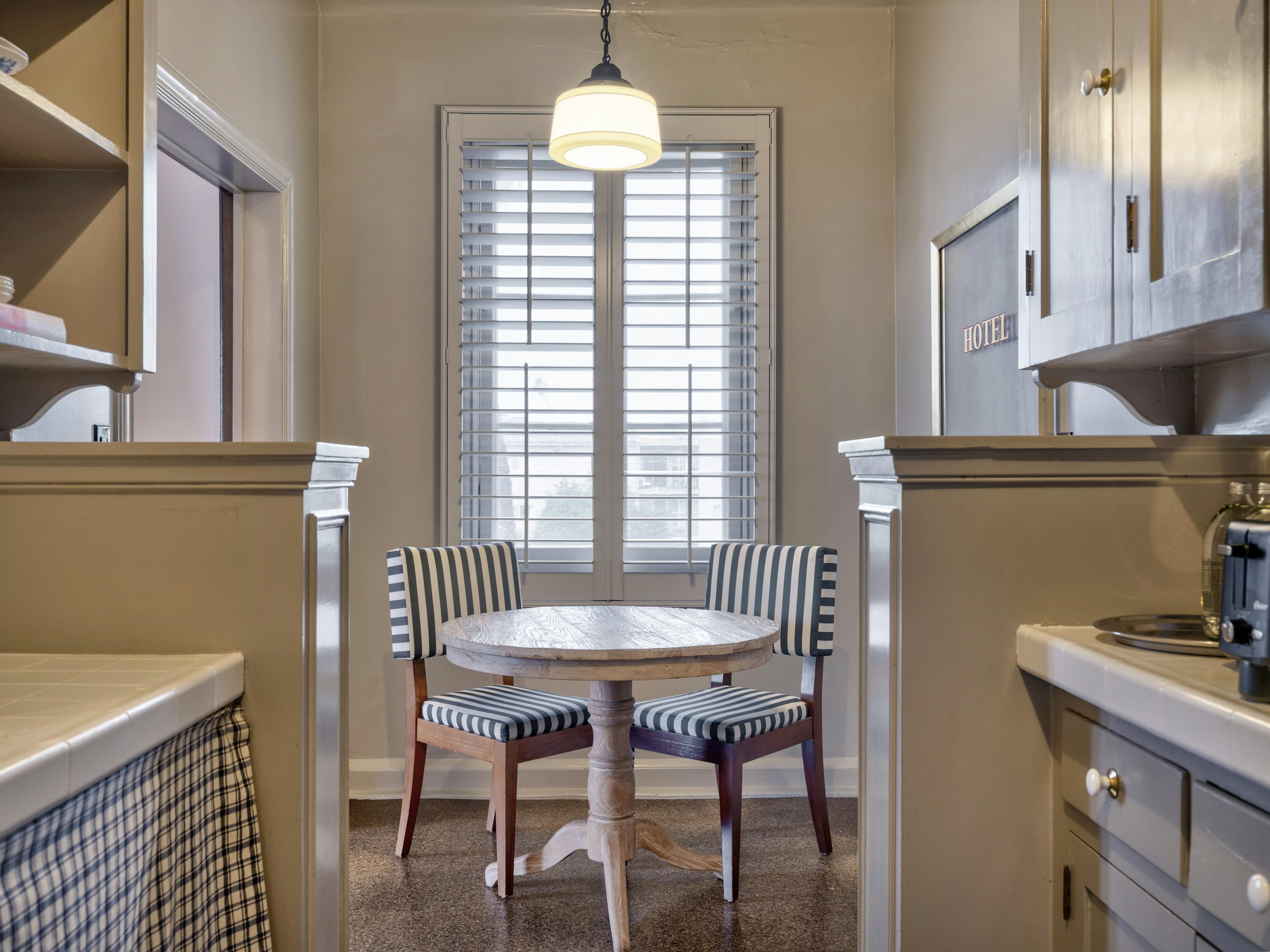 Grand Studio Residence (King) - Kitchen