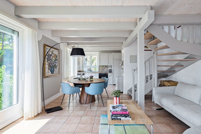 Casetta - Living & Dining Area