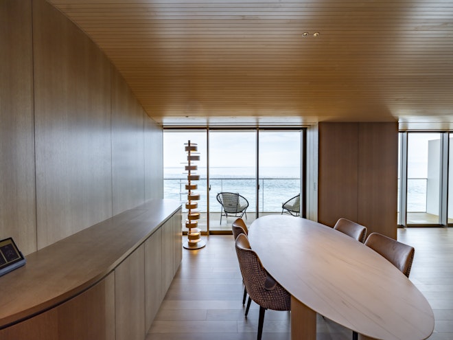 Shigeru Ban Royal Suite - Dining Area