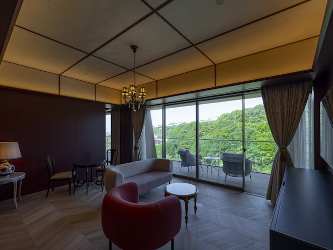 Forest Suite - Living Area