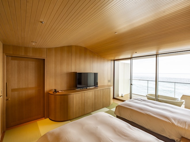 Shigeru Ban Royal Suite - Bedroom