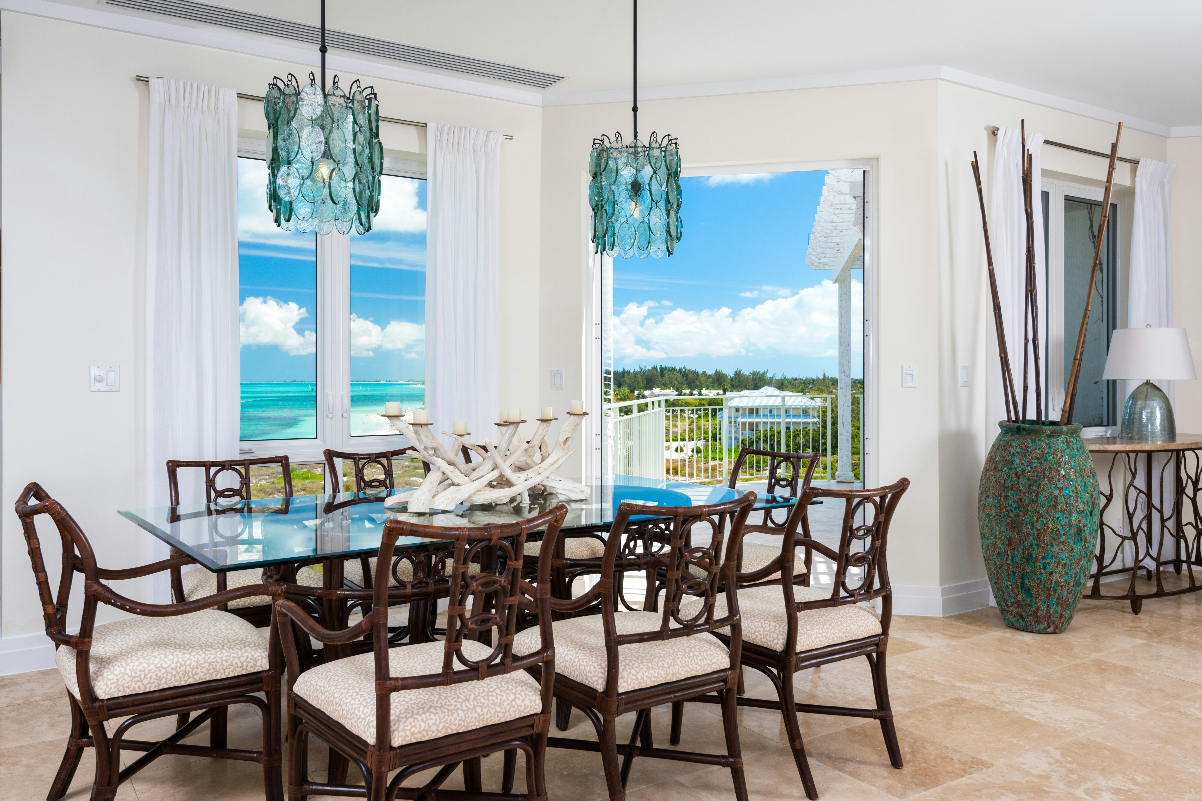 Premier Ocean Front 3 Bedroom Suite - Dining Room