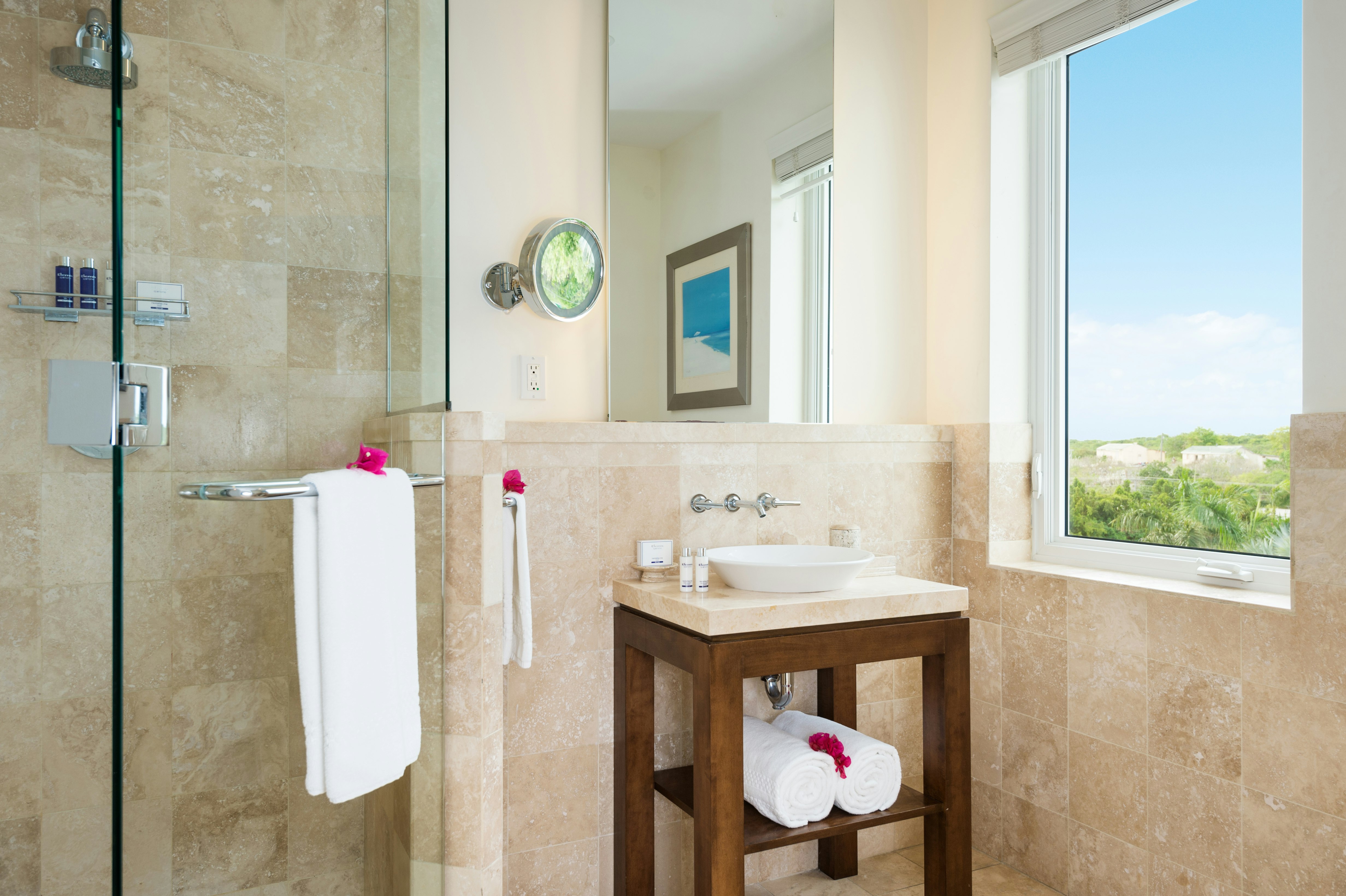 Ocean Front 1 Bedroom Suite - Bathroom