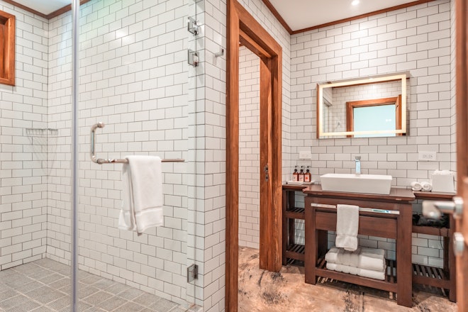 Superior Room - Bathroom
