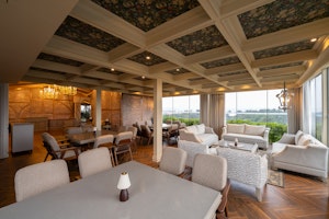 Executive Lounge