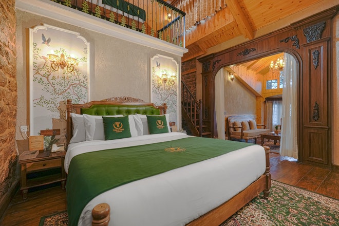 Executive Suite - Bedroom