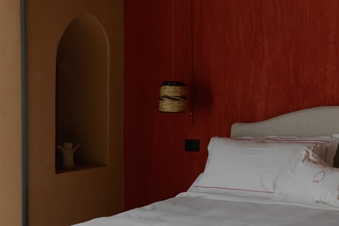 Deluxe Room - Bedroom