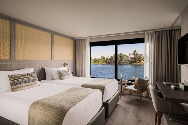 Luxury Cabin - Twin Bedroom